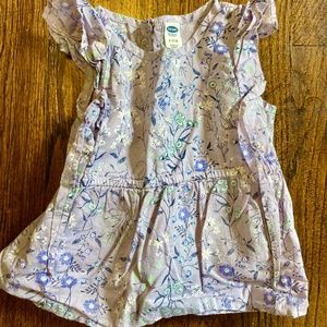 Adorable lavender top 6-12 months